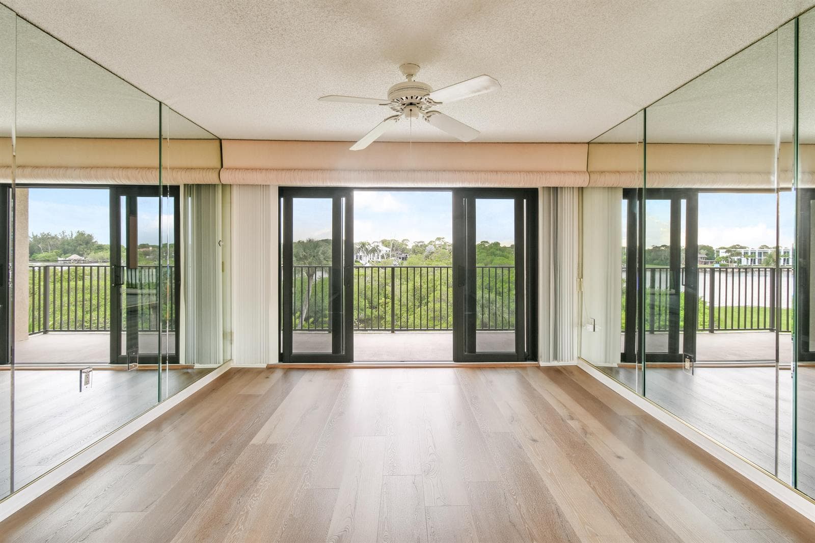 1701 Marina Isle Way 301 photo 10