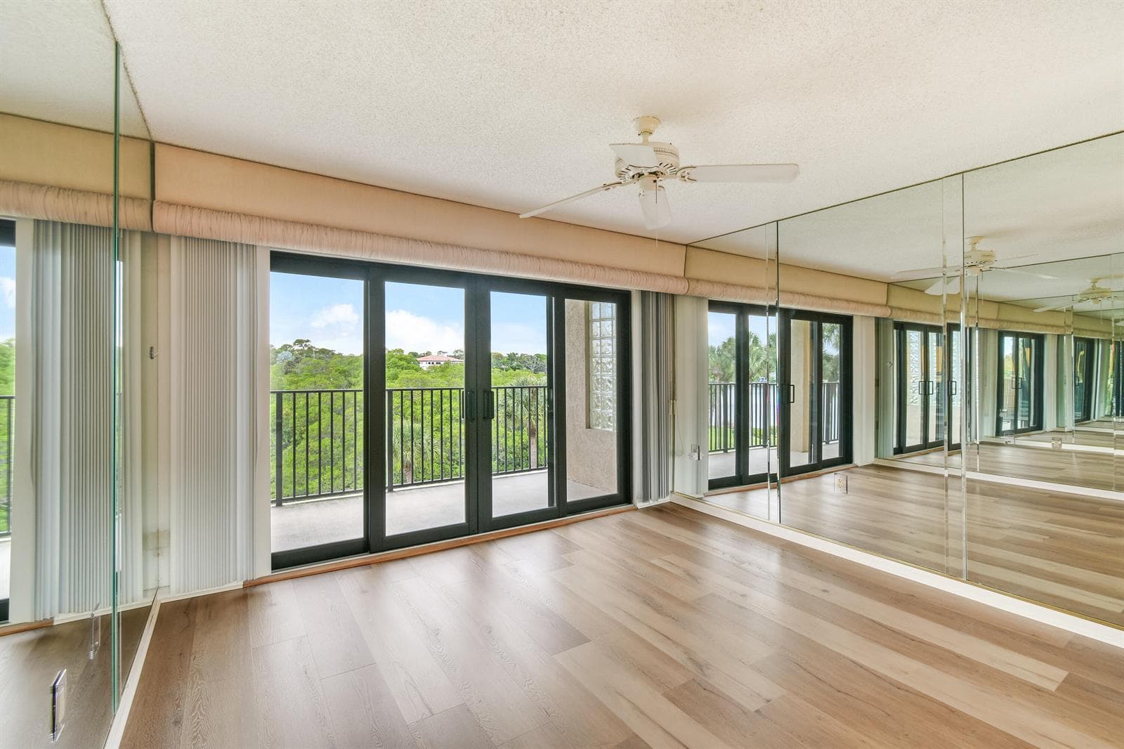 1701 Marina Isle Way 301 photo 18