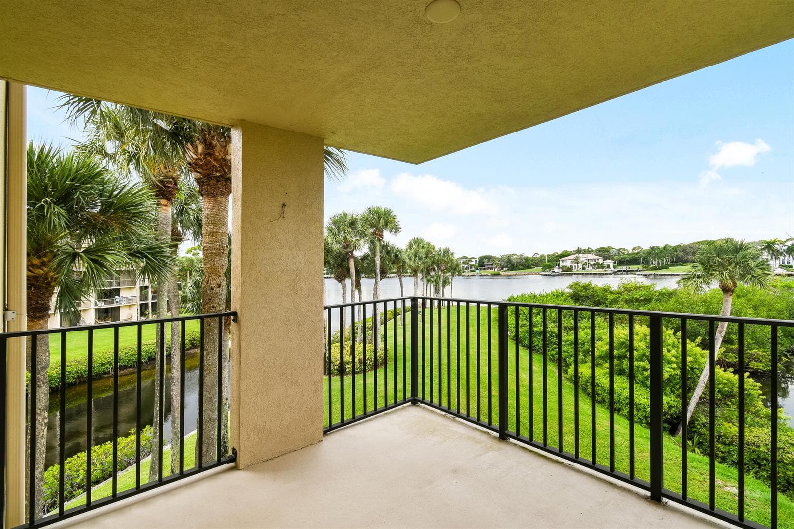 1701 Marina Isle Way 301 photo 4