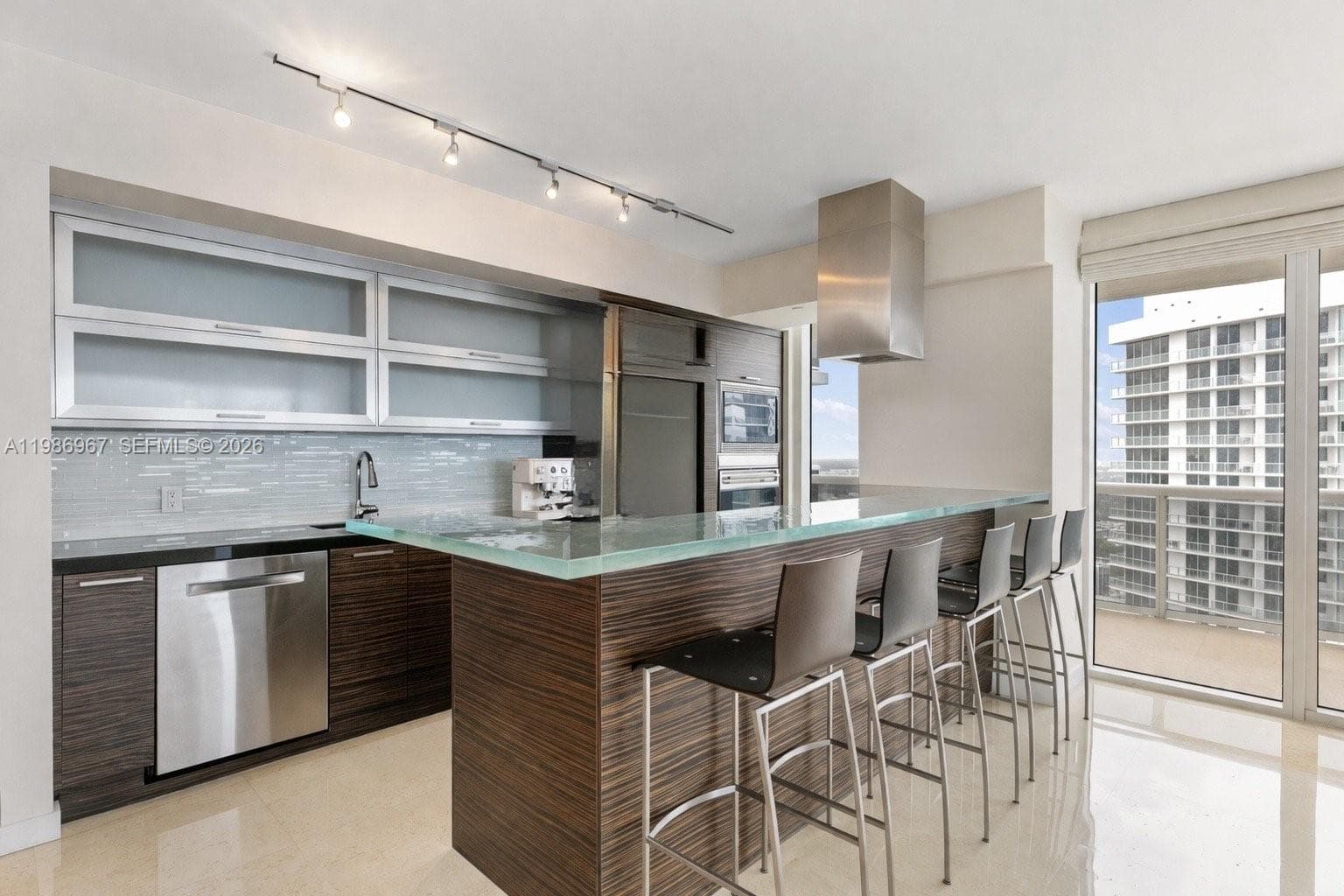 1800 Ocean Dr UPH4301 photo 8