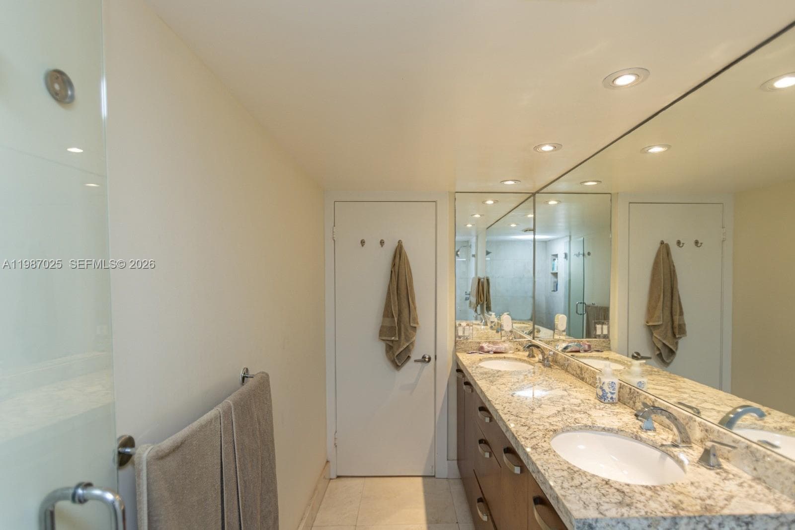 155 Ocean Lane Dr 201 photo 23