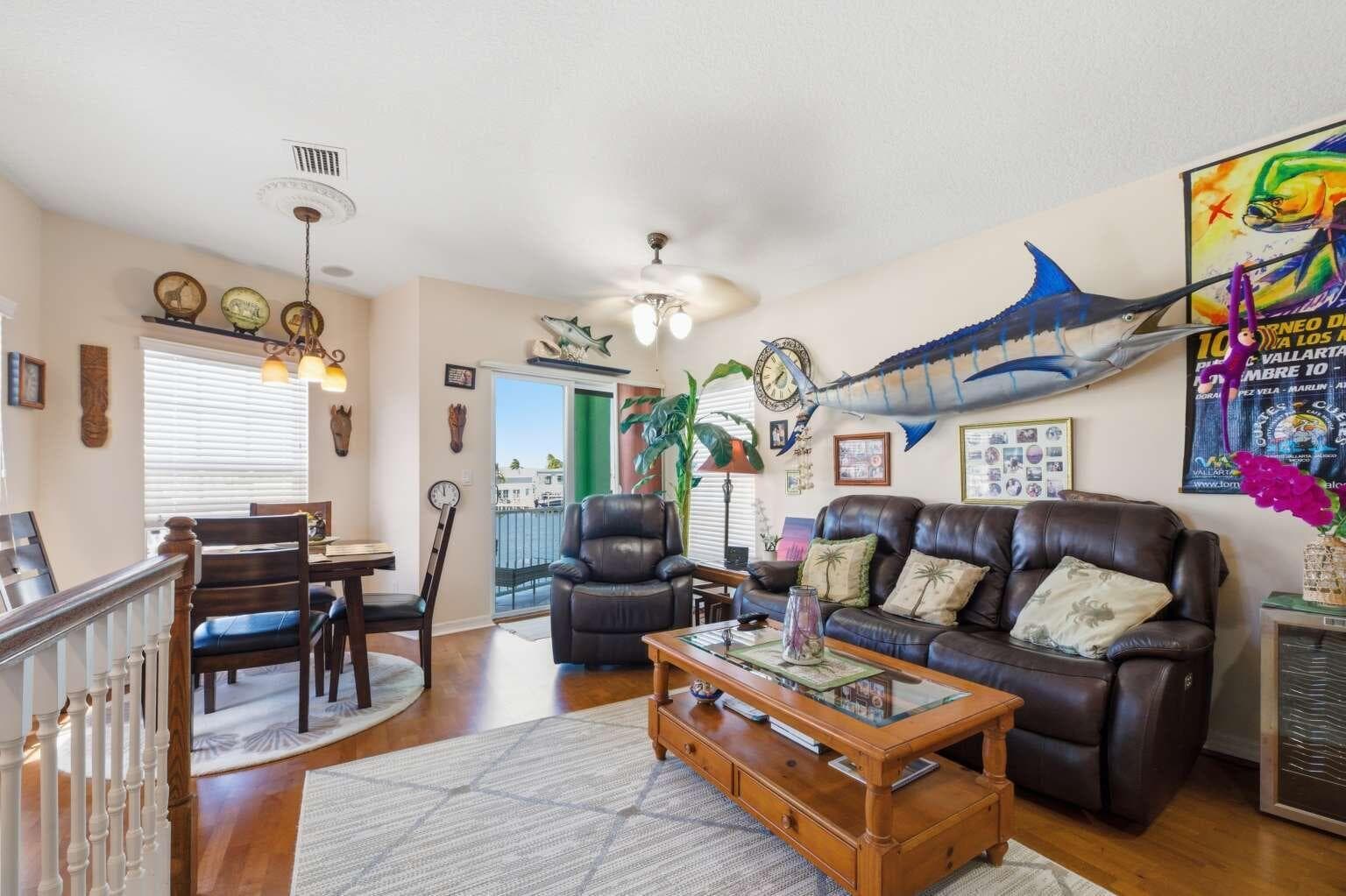 10701 S Ocean Drive 817 photo 10