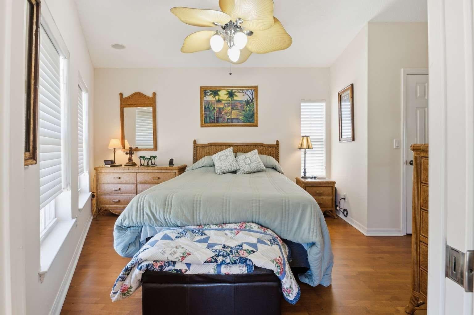 10701 S Ocean Drive 817 photo 14