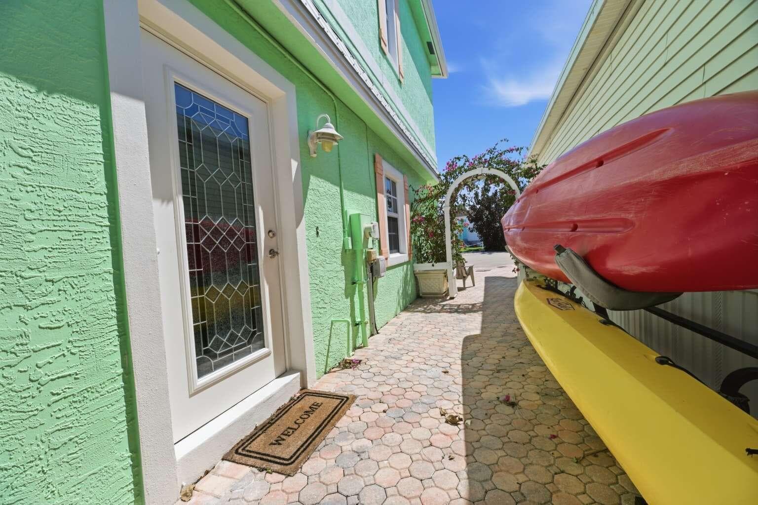 10701 S Ocean Drive 817 photo 4