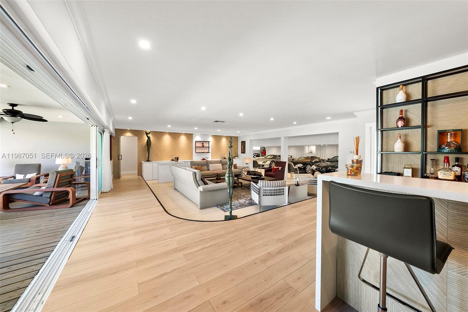 424 Alamanda Dr photo 9