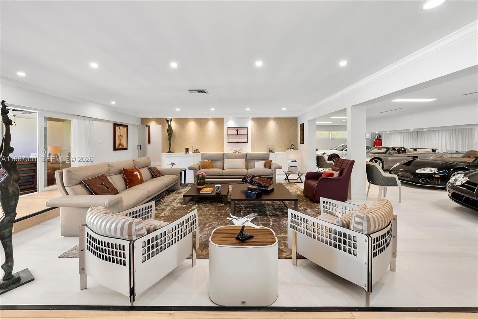 424 Alamanda Dr photo 11
