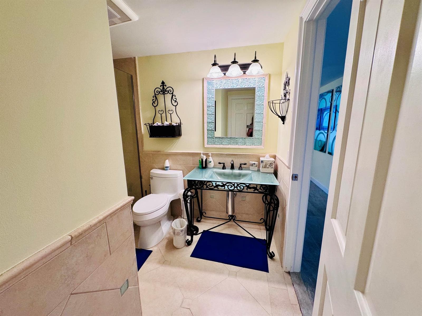 200 S Beach Road 403 photo 15