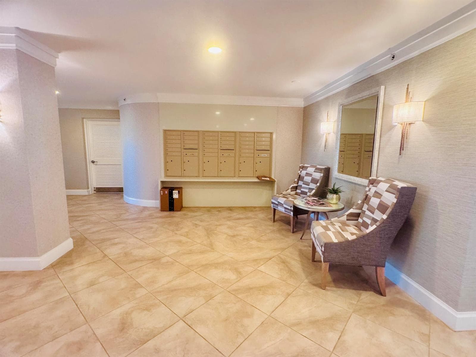 200 S Beach Road 403 photo 4