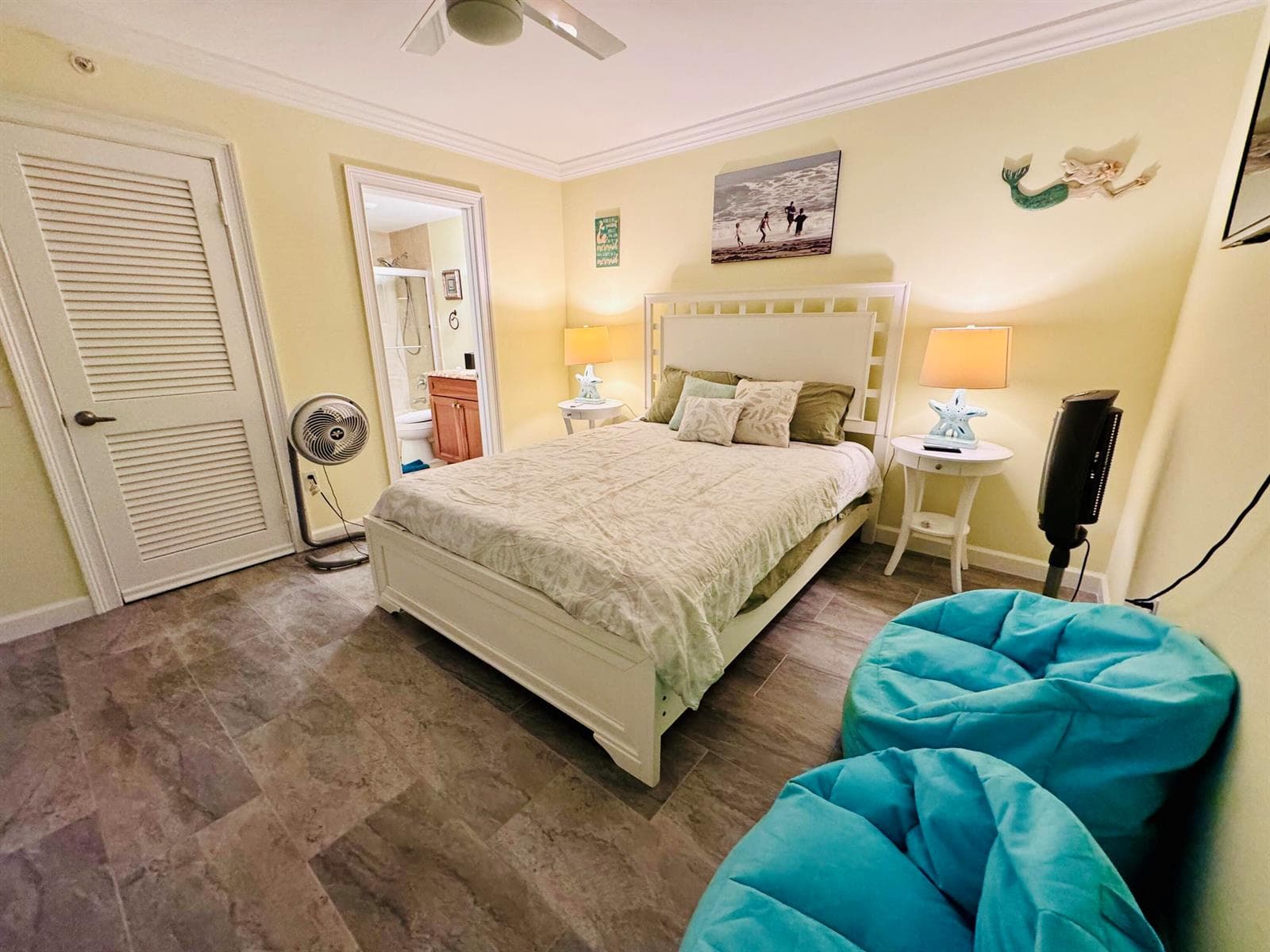 200 S Beach Road 403 photo 21