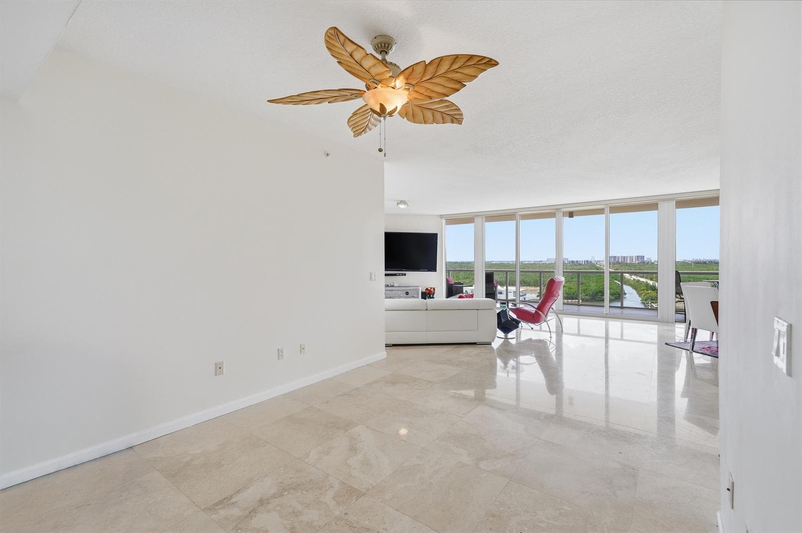 6051 N Ocean Drive 1003 photo 17