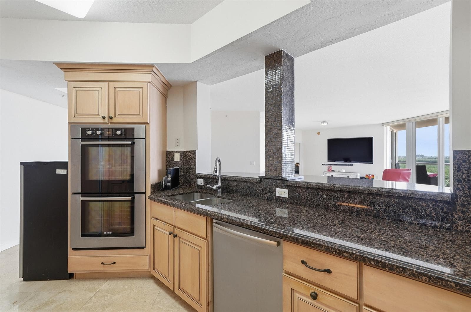 6051 N Ocean Drive 1003 photo 22