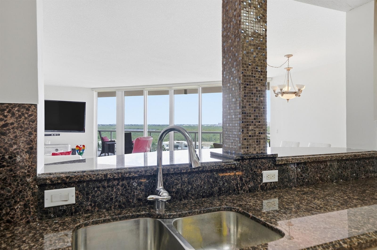 6051 N Ocean Drive 1003 photo 24