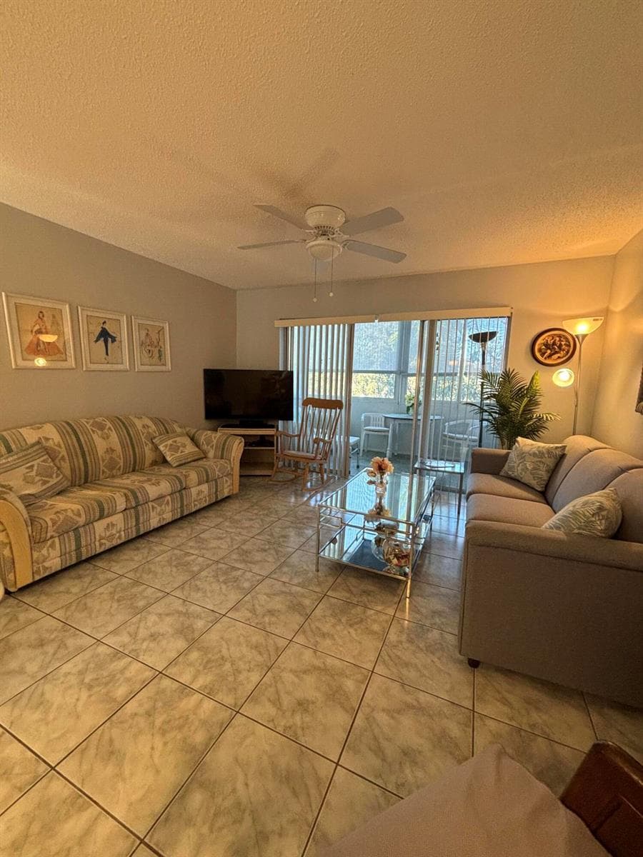 725 Lori Drive 203 photo 4