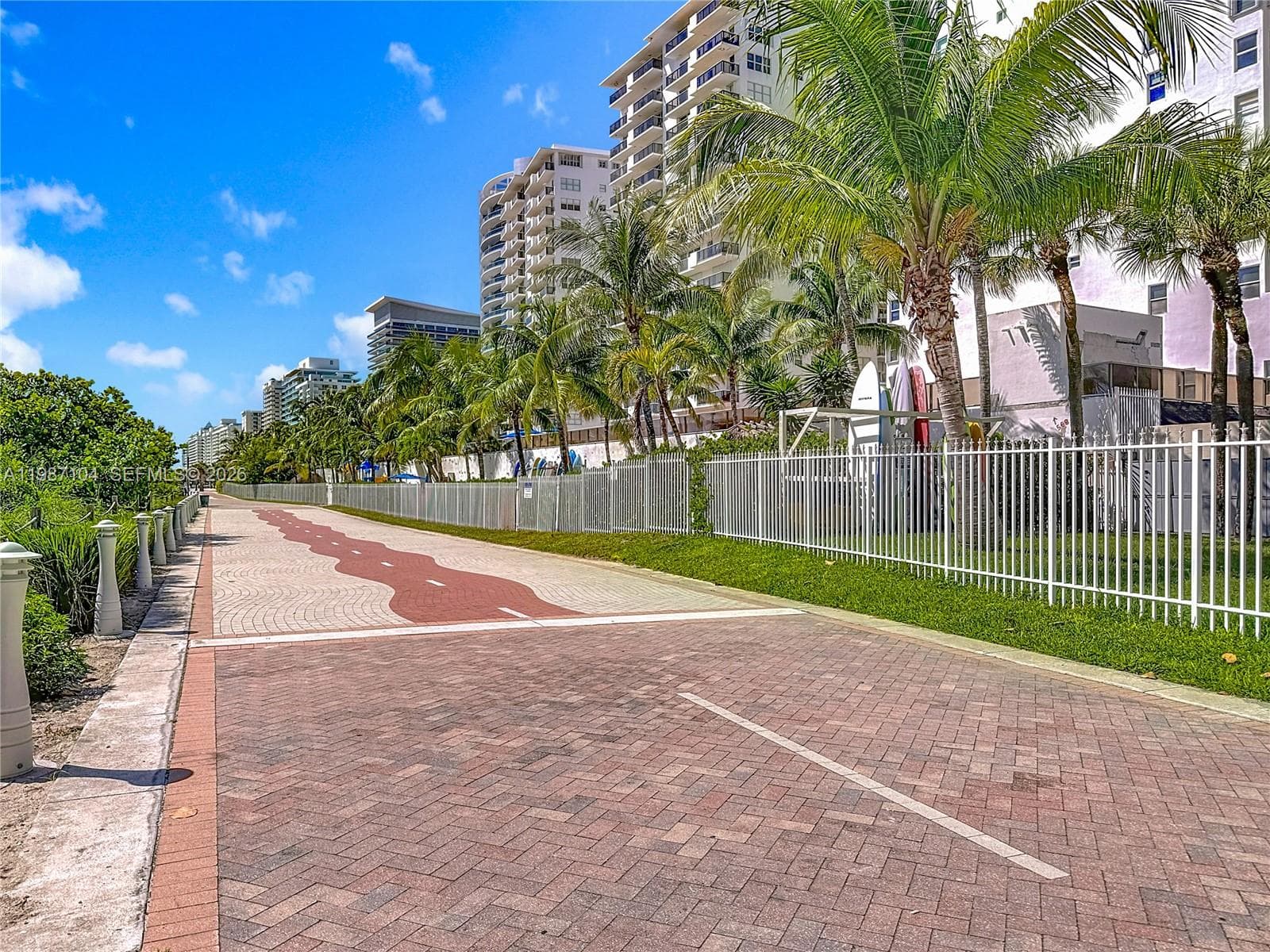 6061 Collins Ave 12D photo 6