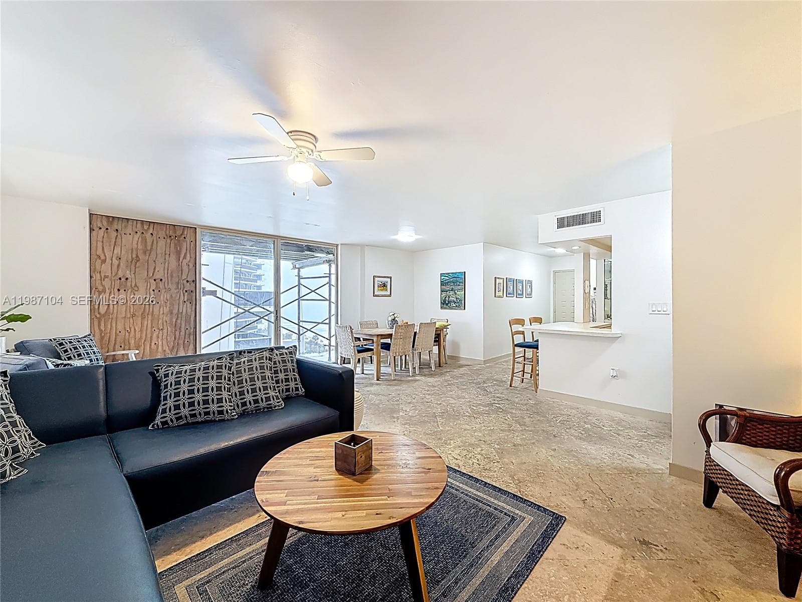 6061 Collins Ave 12D photo 17