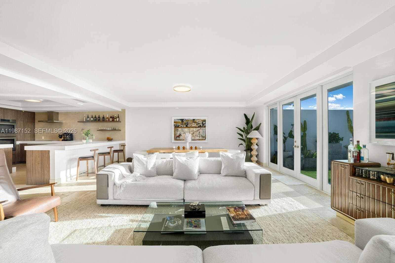 5600 Collins Ave D photo 3