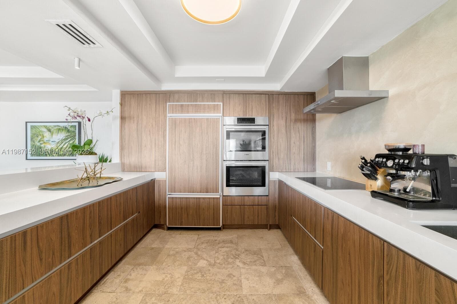 5600 Collins Ave D photo 4