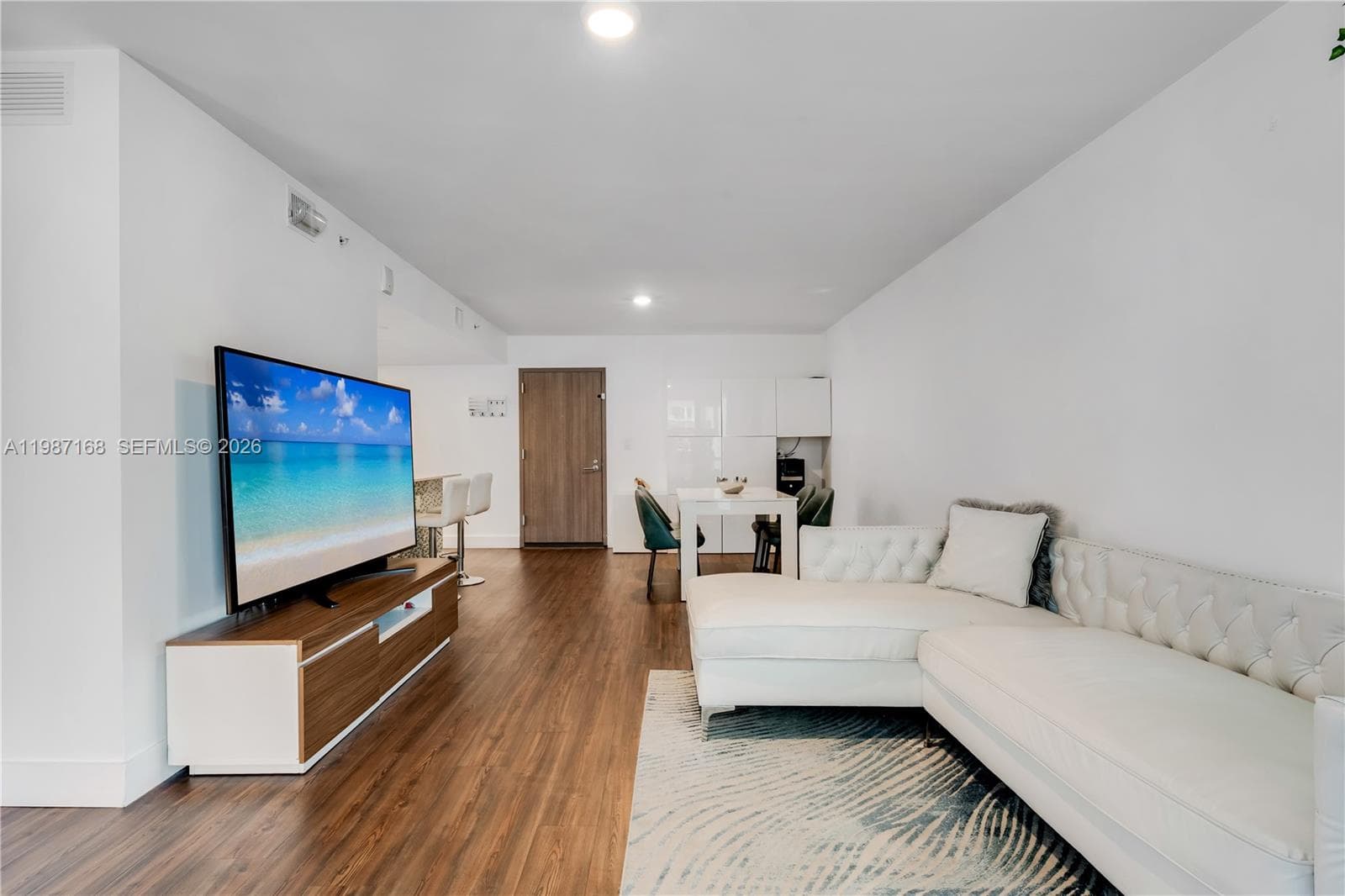 9261 Bay Harbor Dr 607 photo 13