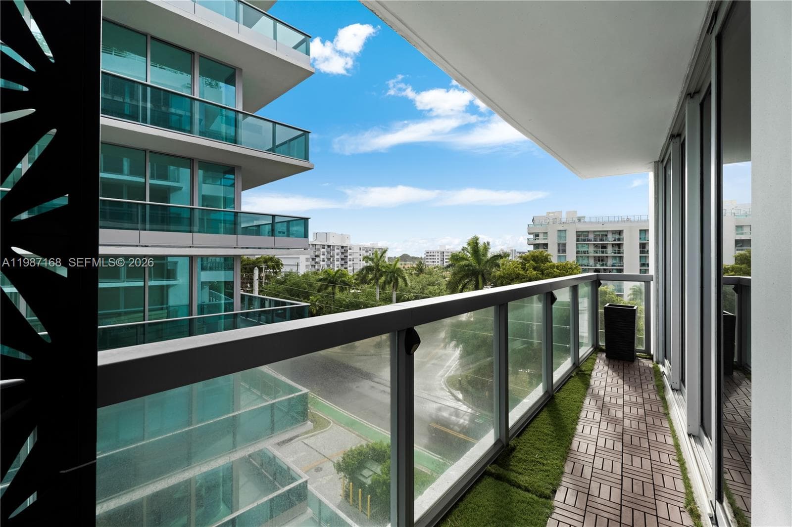 9261 Bay Harbor Dr 607 photo 8