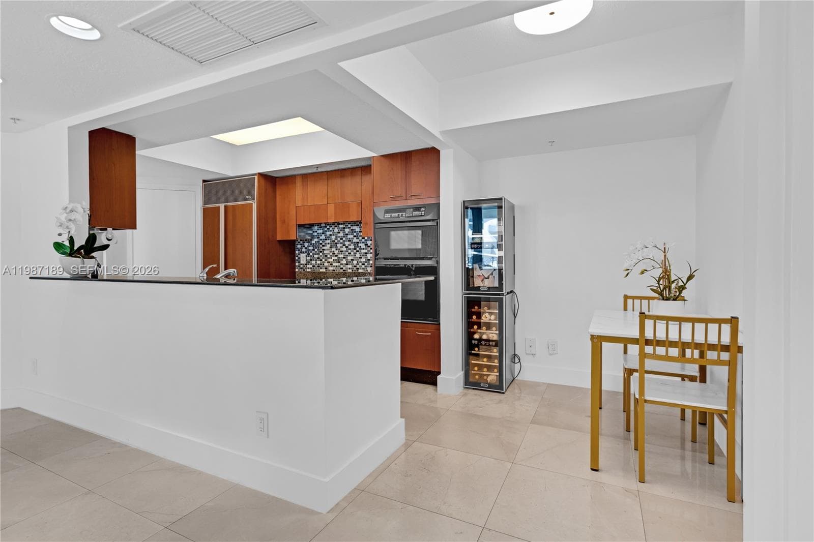 1500 Ocean Dr 505 photo 12