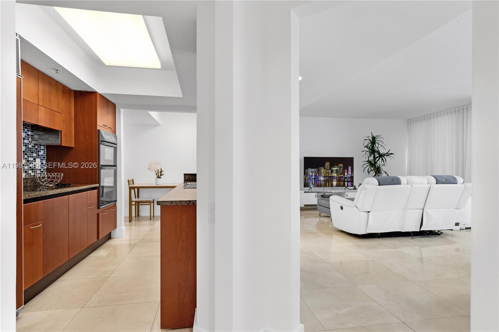 1500 Ocean Dr 505 photo 15