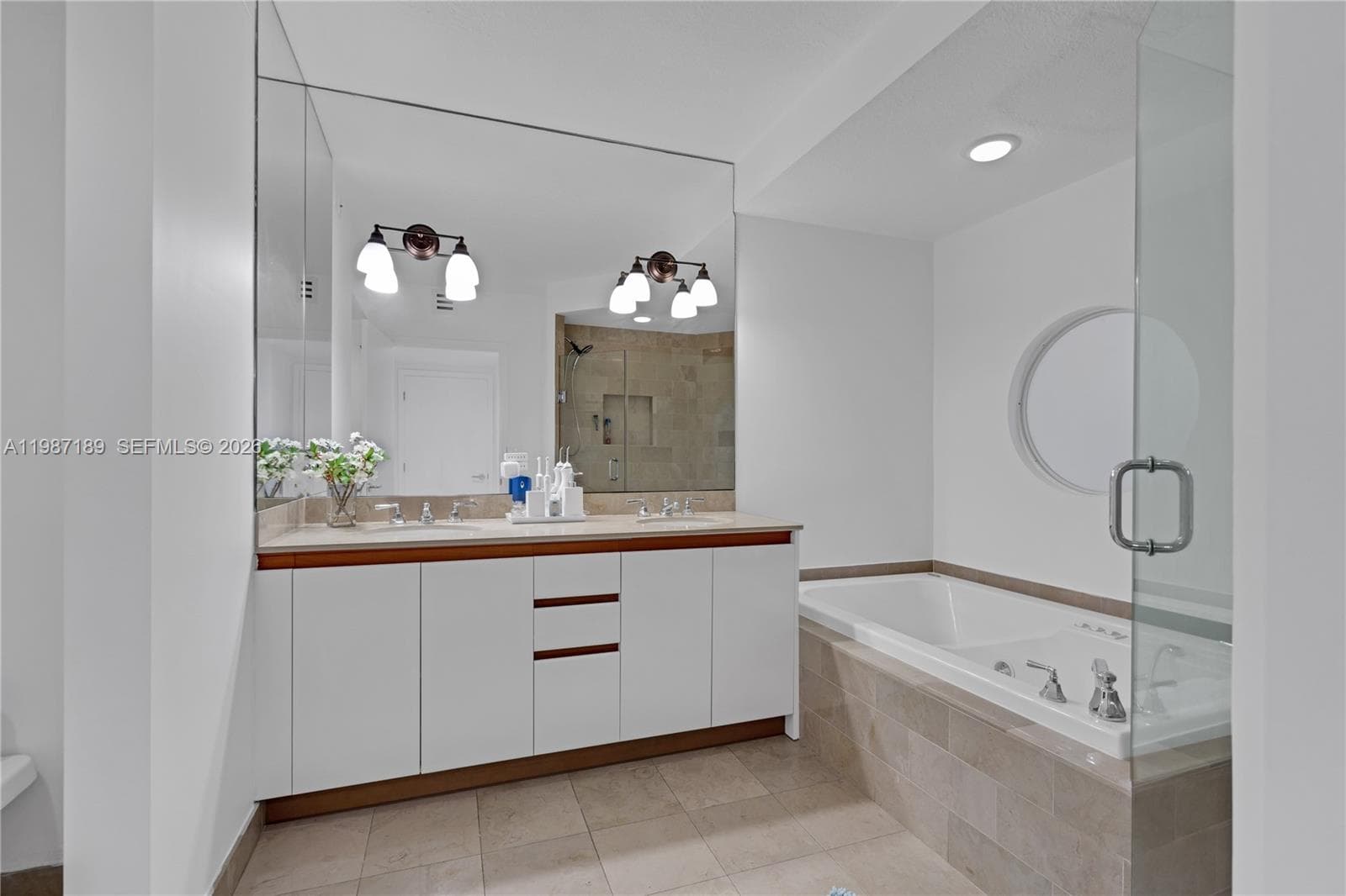 1500 Ocean Dr 505 photo 19