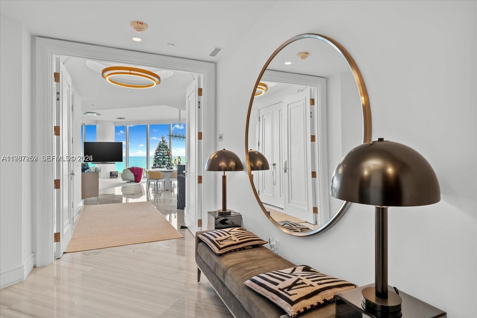 17901 COLLINS 604 photo 9