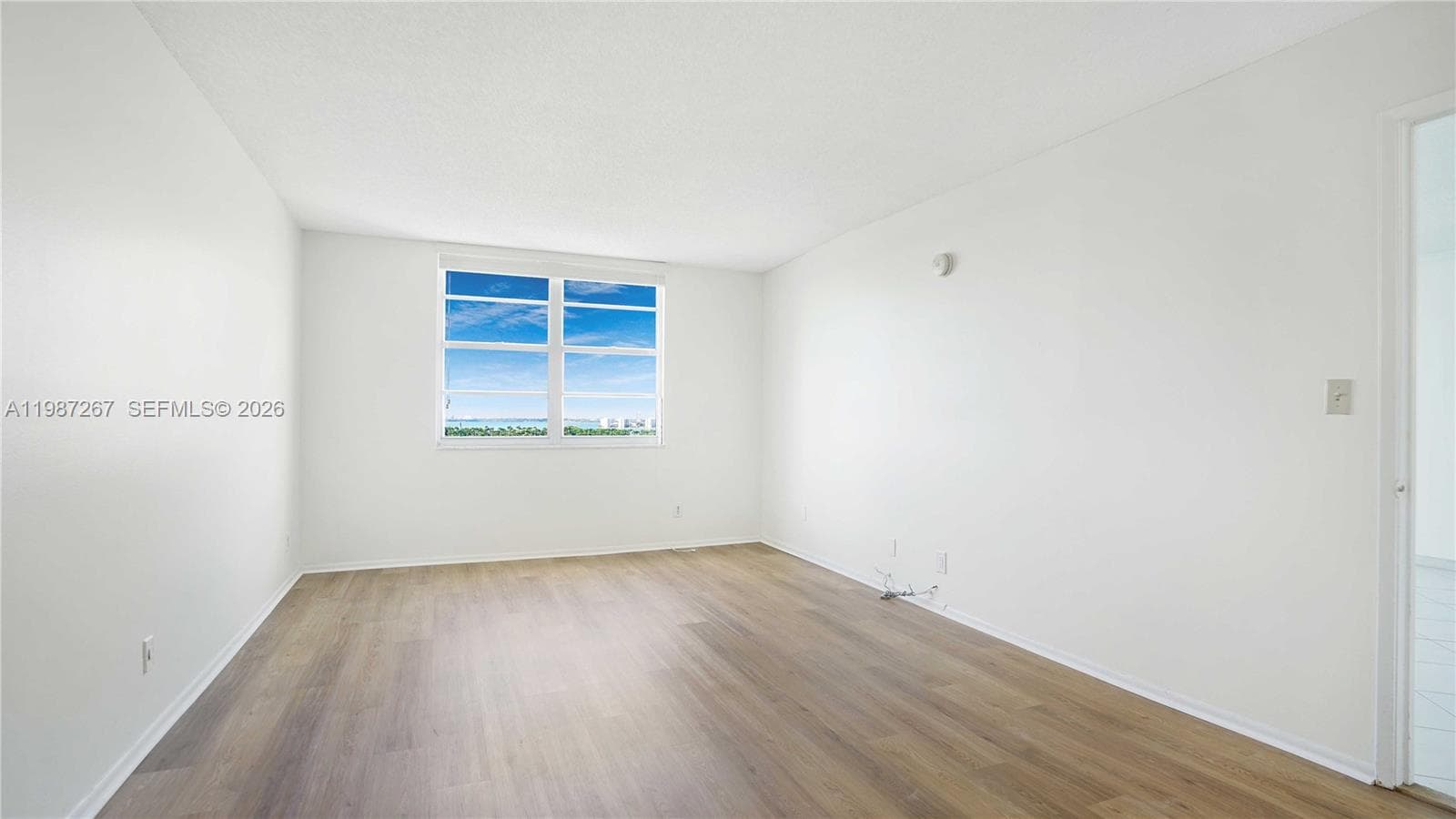 6770 Indian Creek Dr 14E photo 13