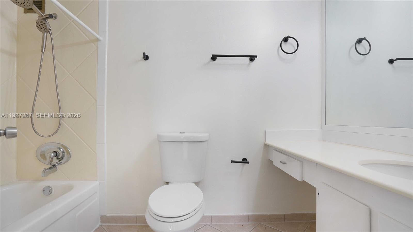 6770 Indian Creek Dr 14E photo 20
