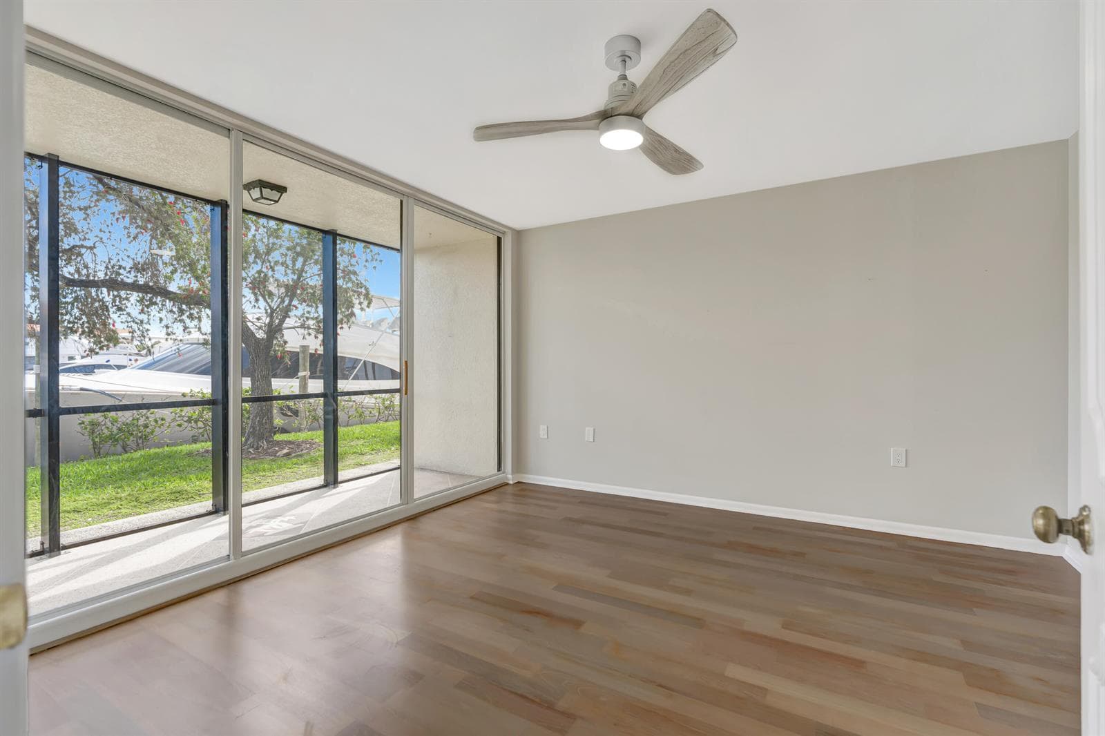 2501 Marina Isle Way 104 photo 24