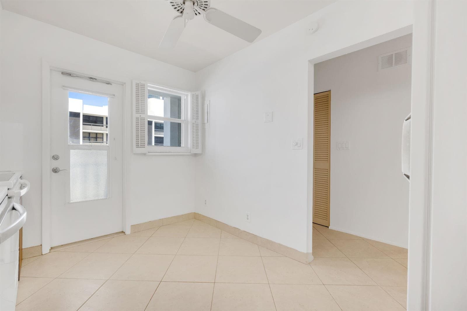 750 N Ocean Boulevard Apt 604 photo 16