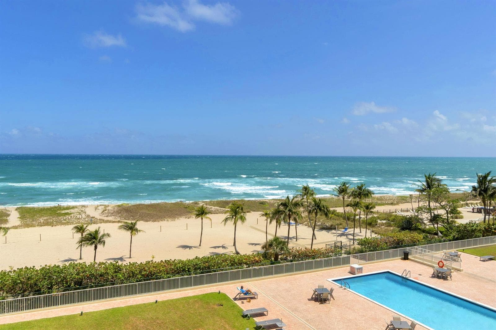 750 N Ocean Boulevard Apt 604 photo 1