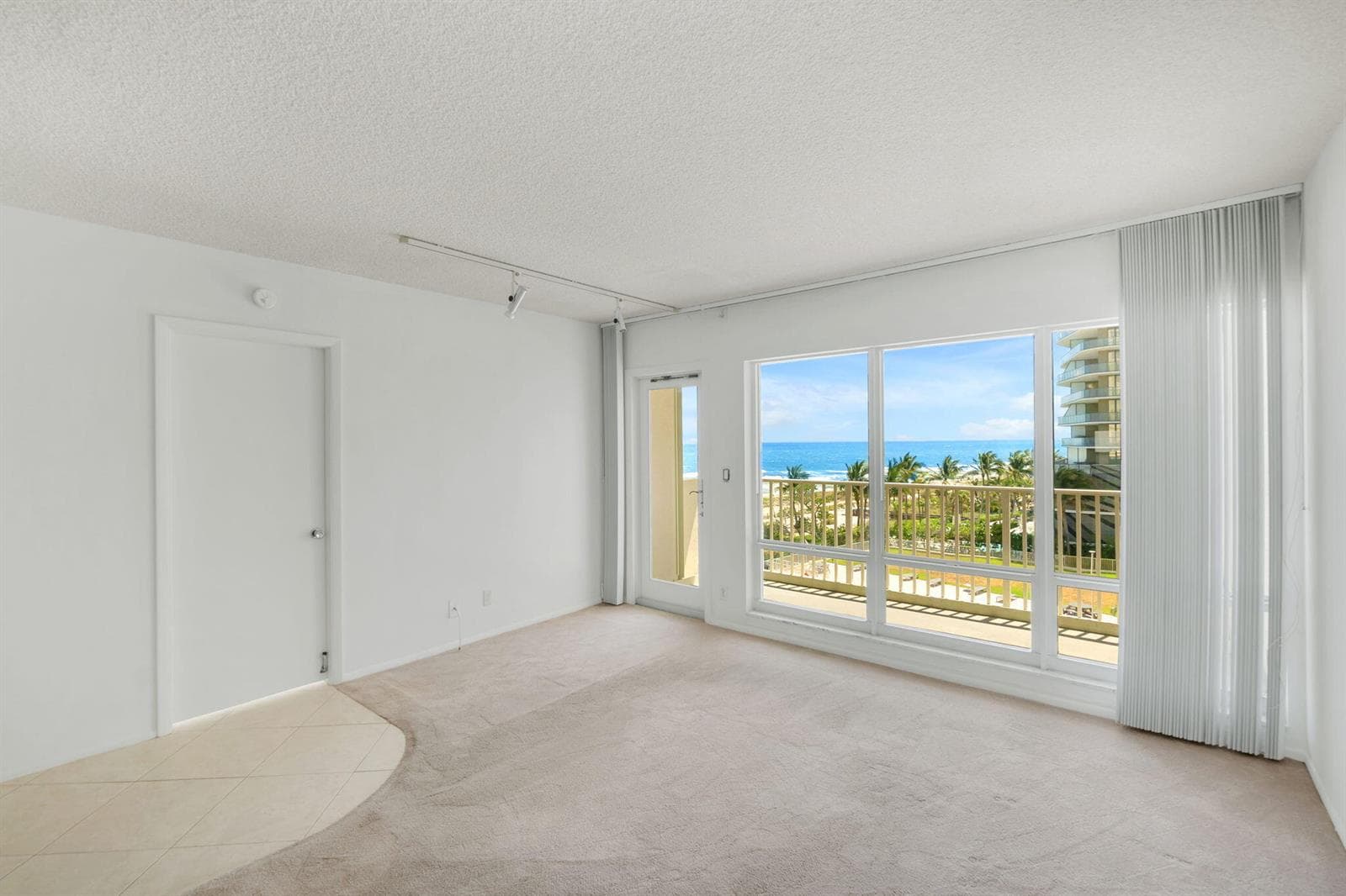 750 N Ocean Boulevard Apt 604 photo 5