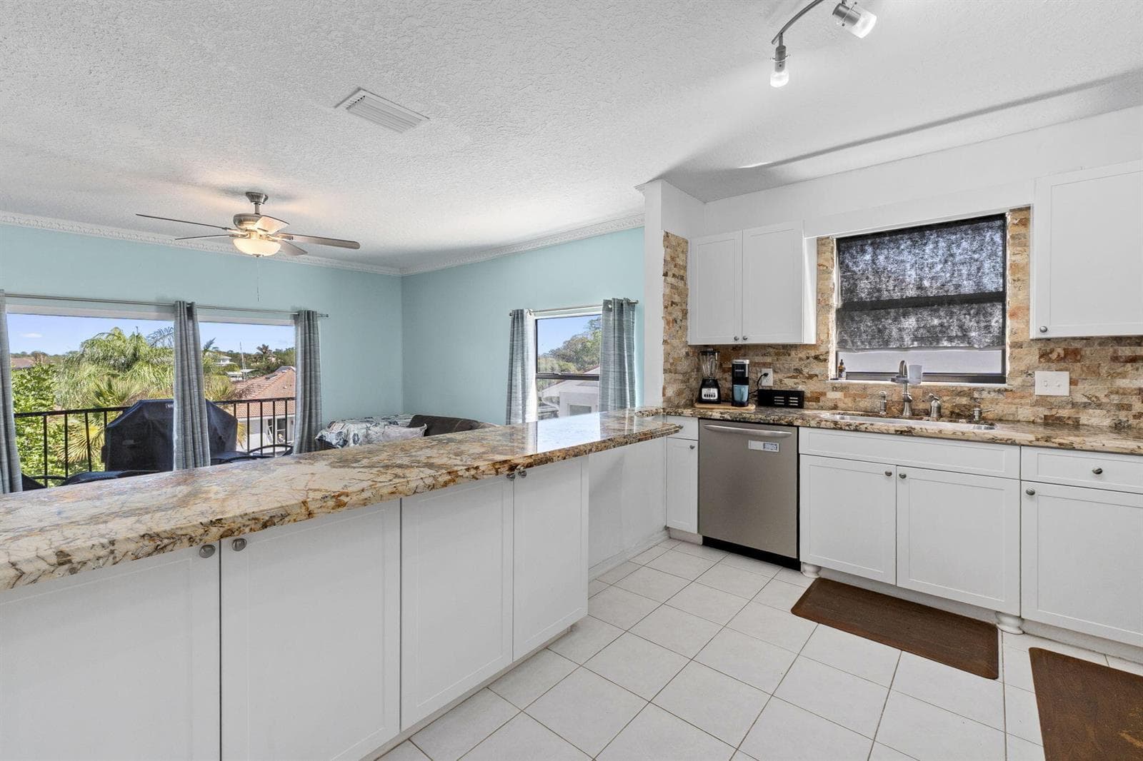 2985 SE South Lookout Boulevard 3 photo 15