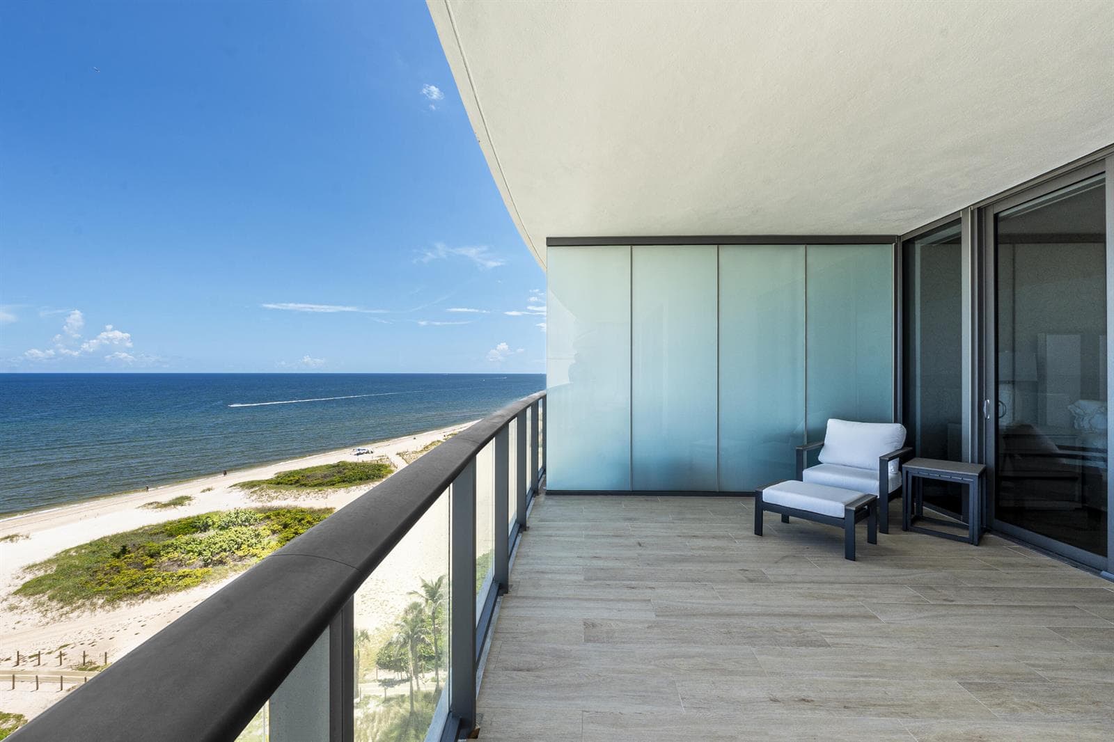 1116 N Ocean Boulevard 904 photo 3