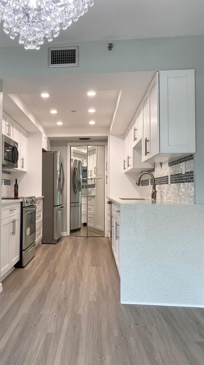 859 Jeffery Street 311 photo 7