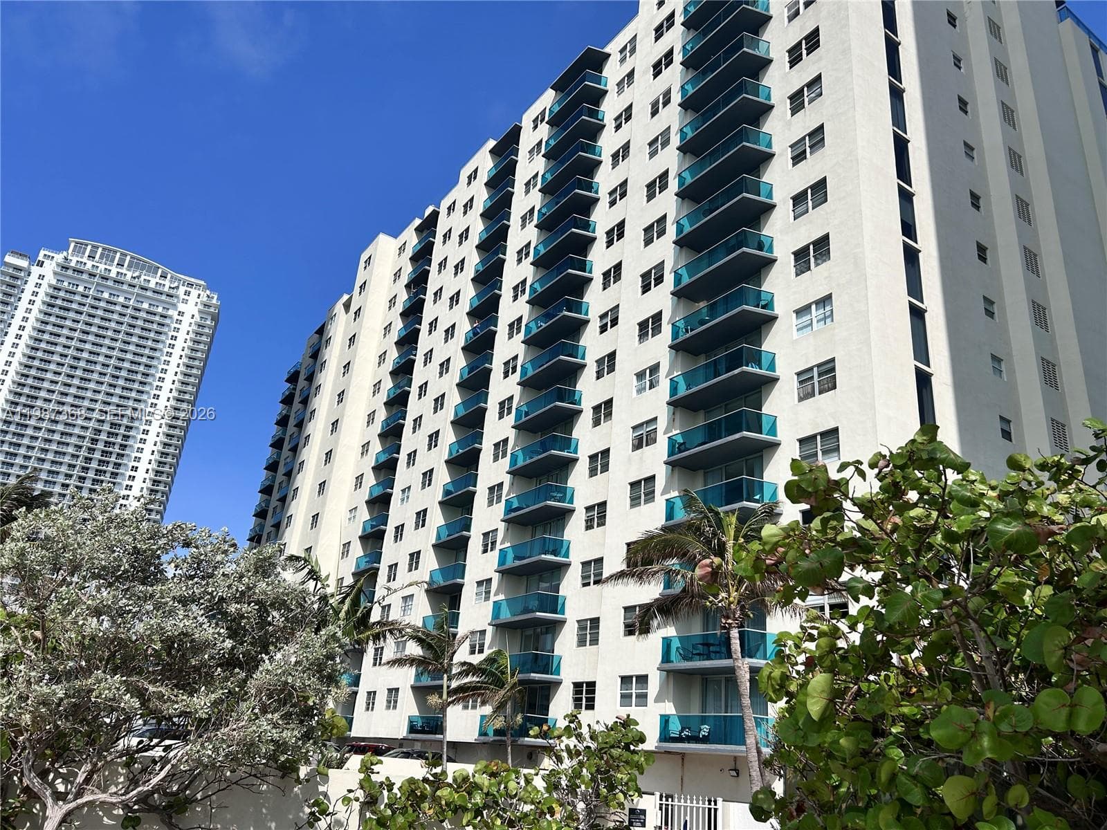 4001 S Ocean Dr 4G photo 1