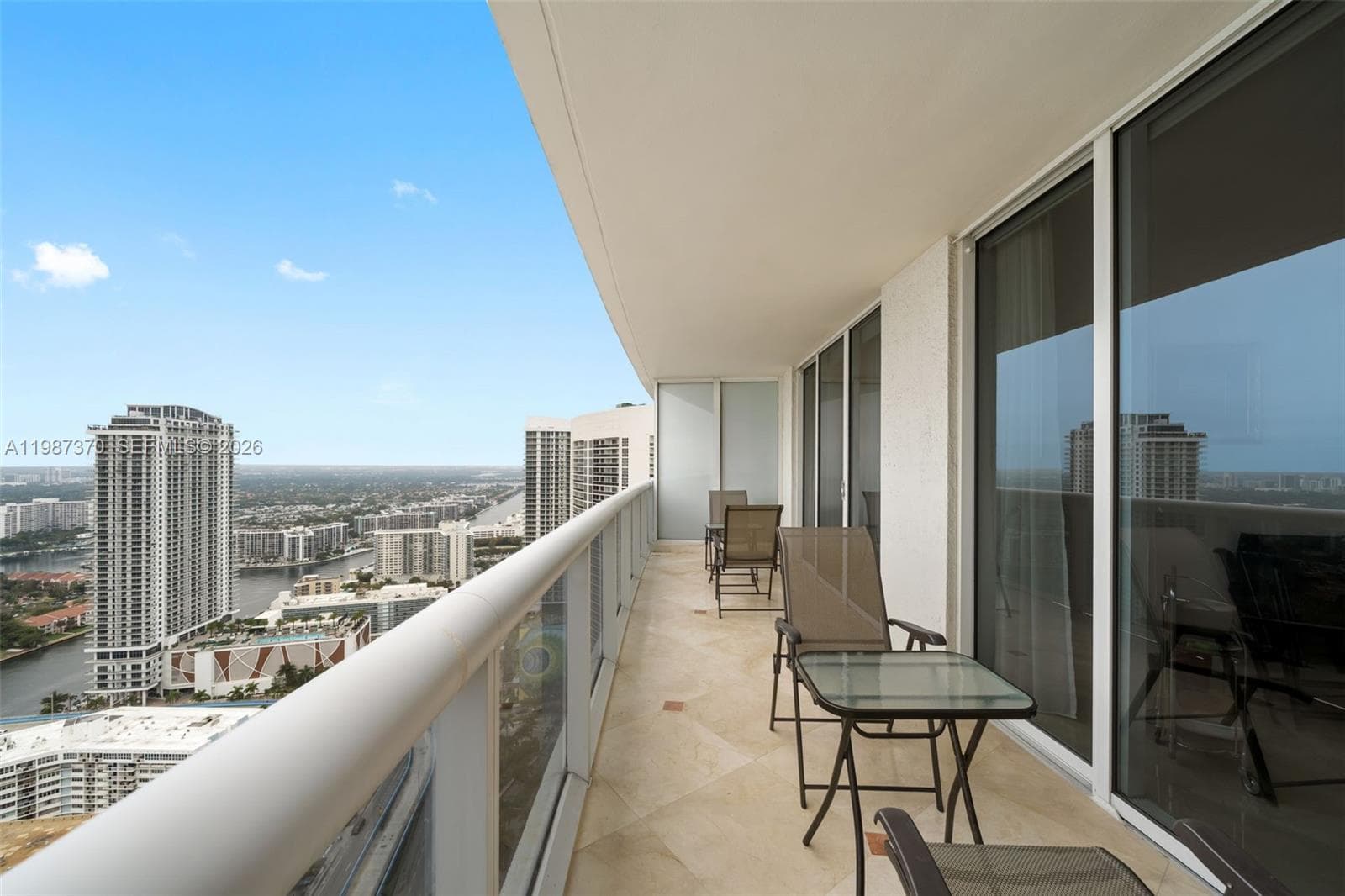 1850 Ocean Dr 4206 photo 22