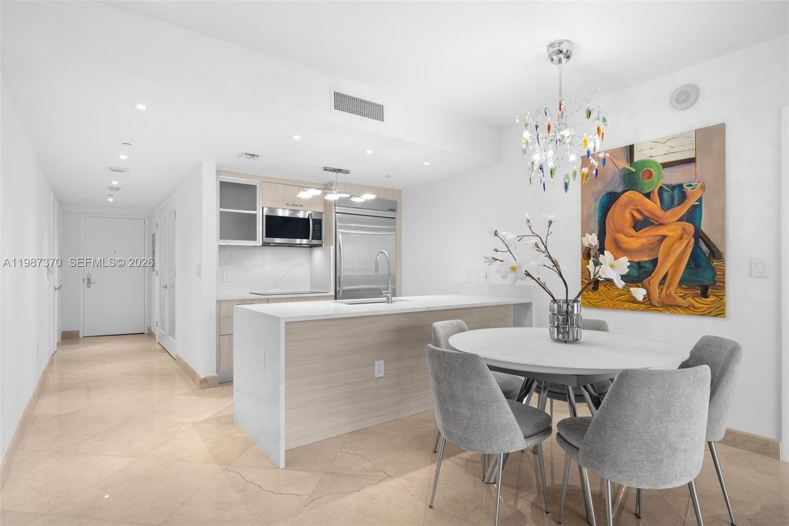 1850 Ocean Dr 3