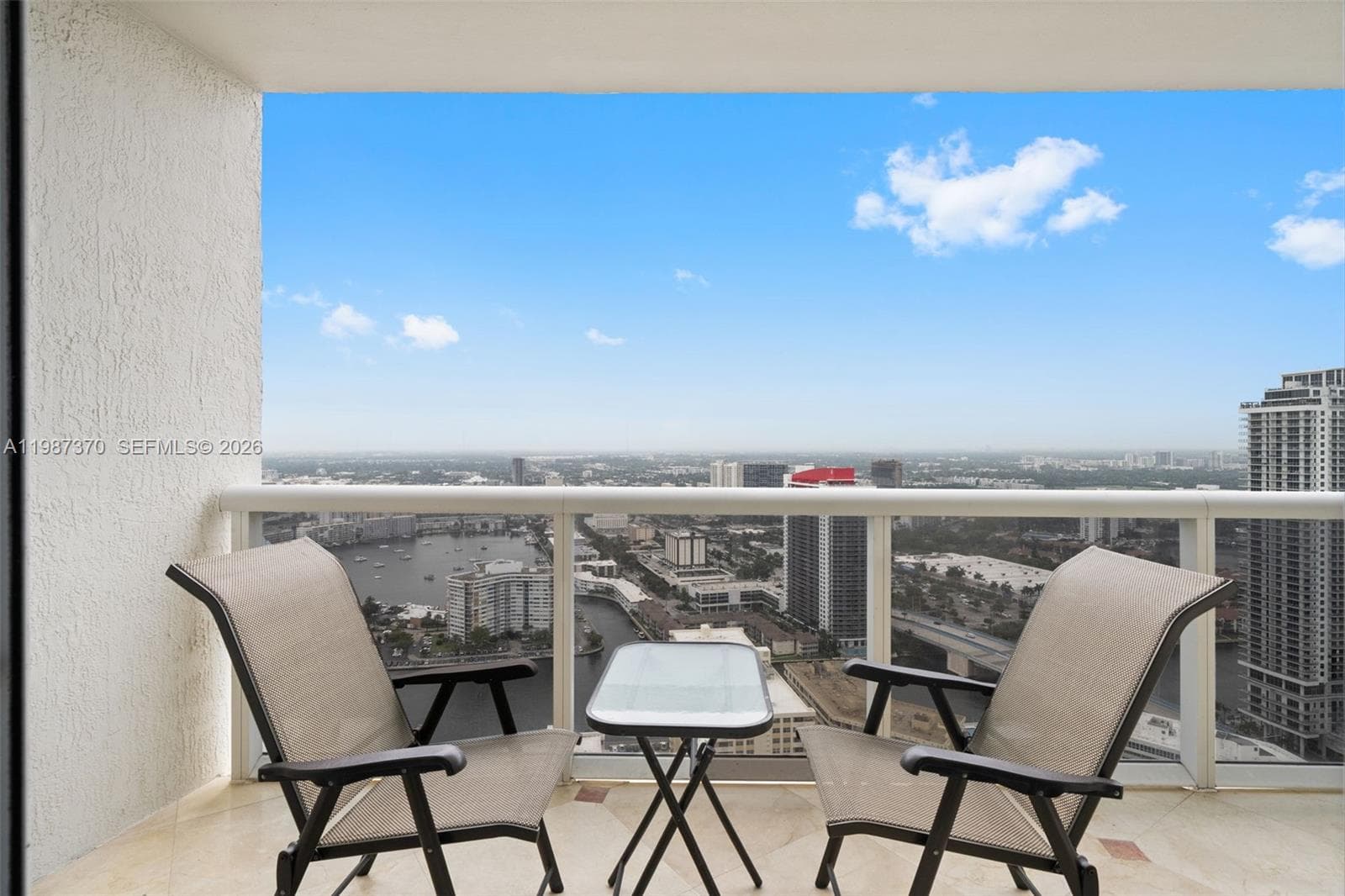 1850 Ocean Dr 4206 photo 24