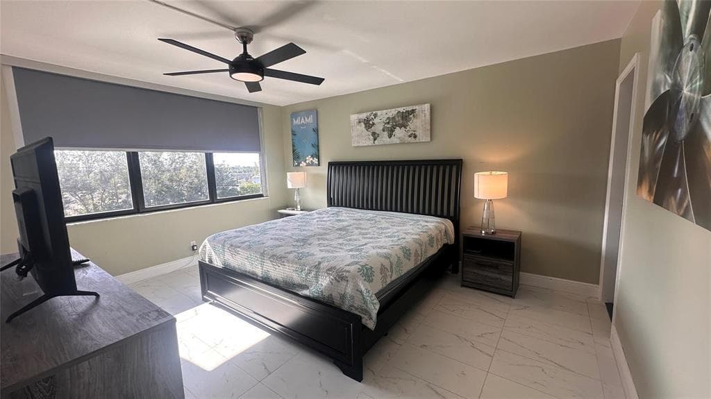1401 N Riverside Drive 603 photo 12