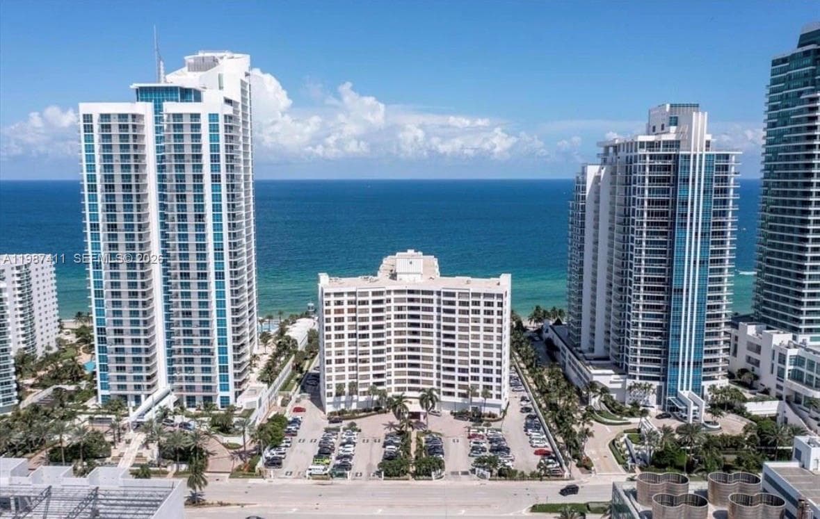 3505 Ocean Dr 1018 photo 2