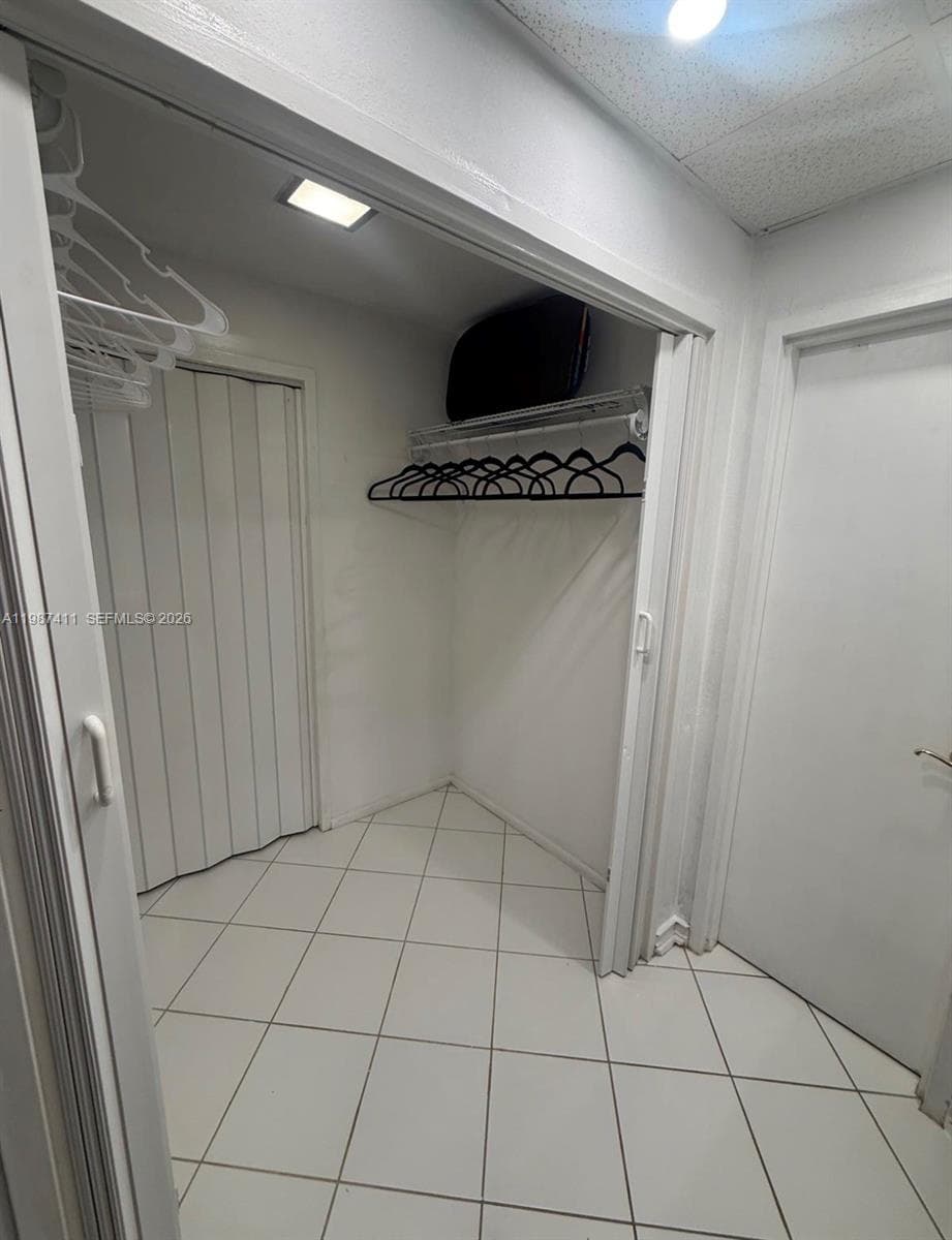 3505 Ocean Dr 1018 photo 4