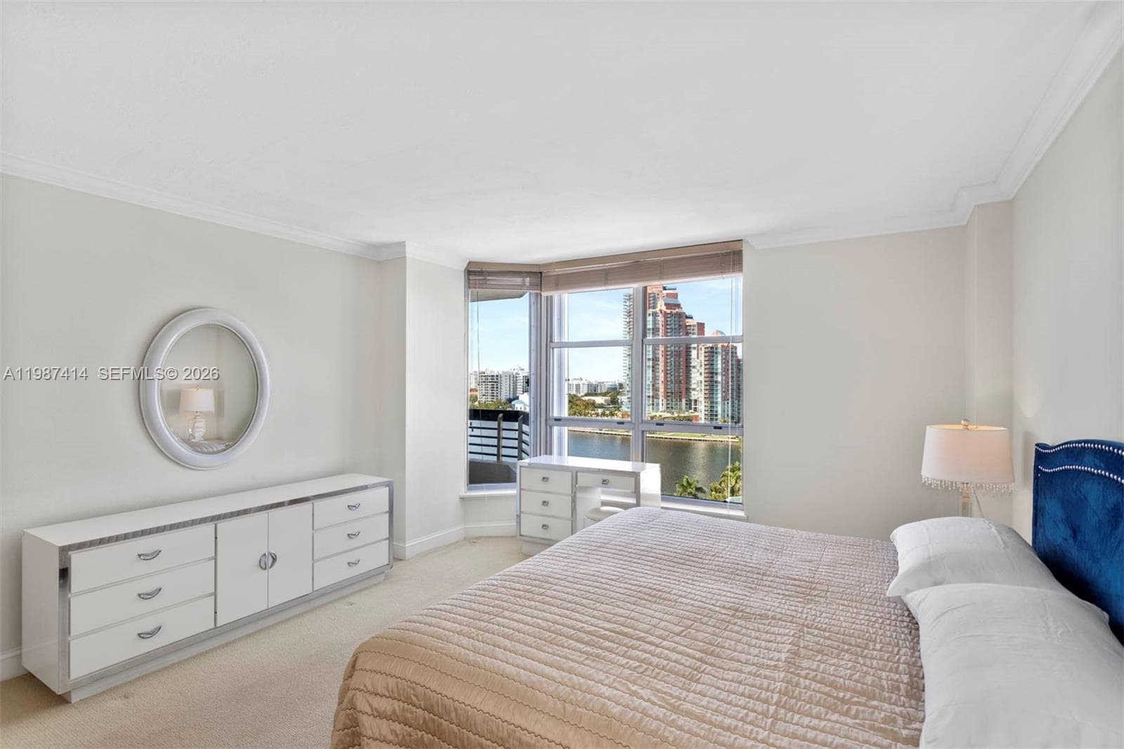 3600 Mystic Pointe Dr 1402 photo 13