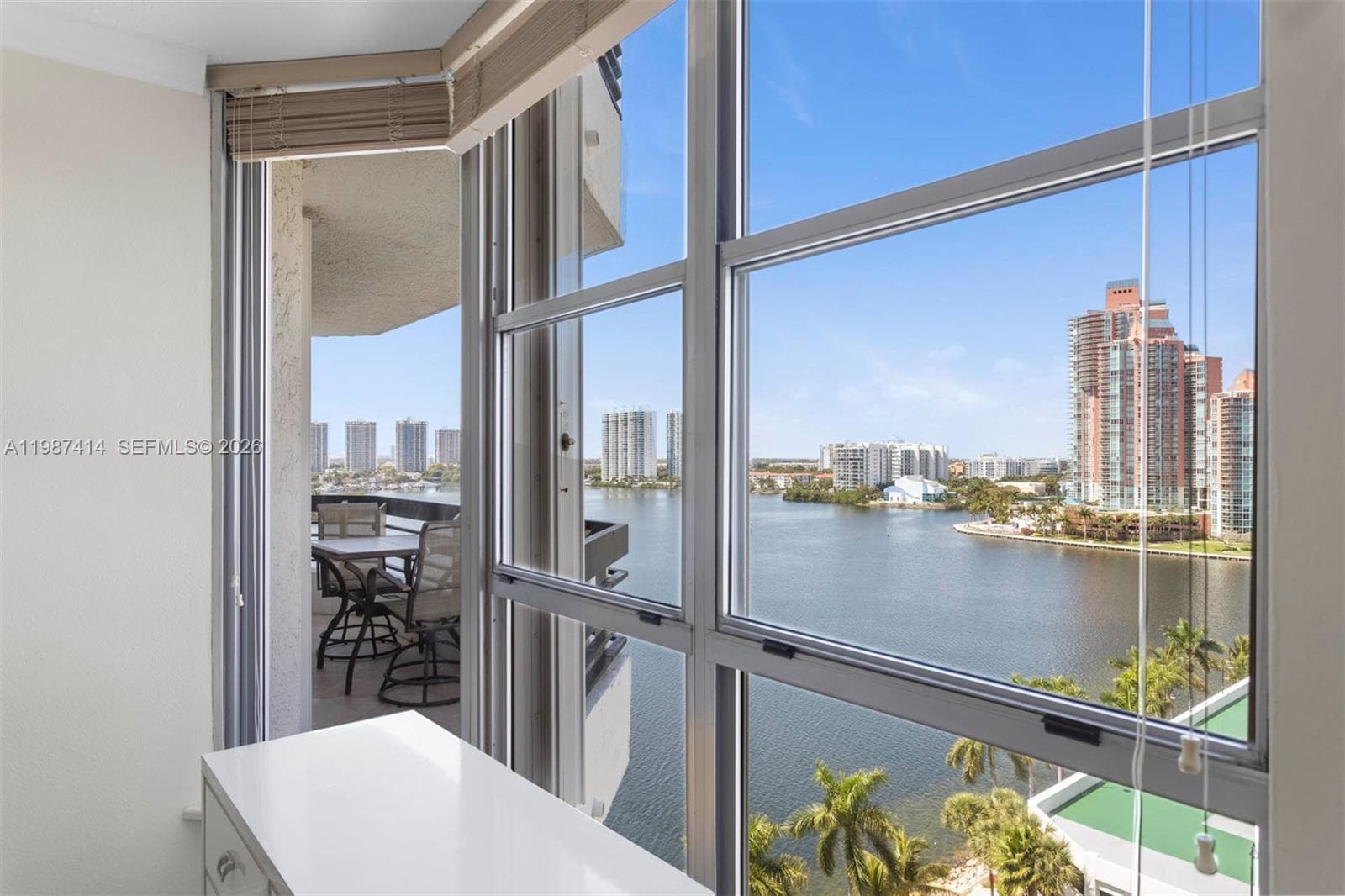 3600 Mystic Pointe Dr 1402 photo 15