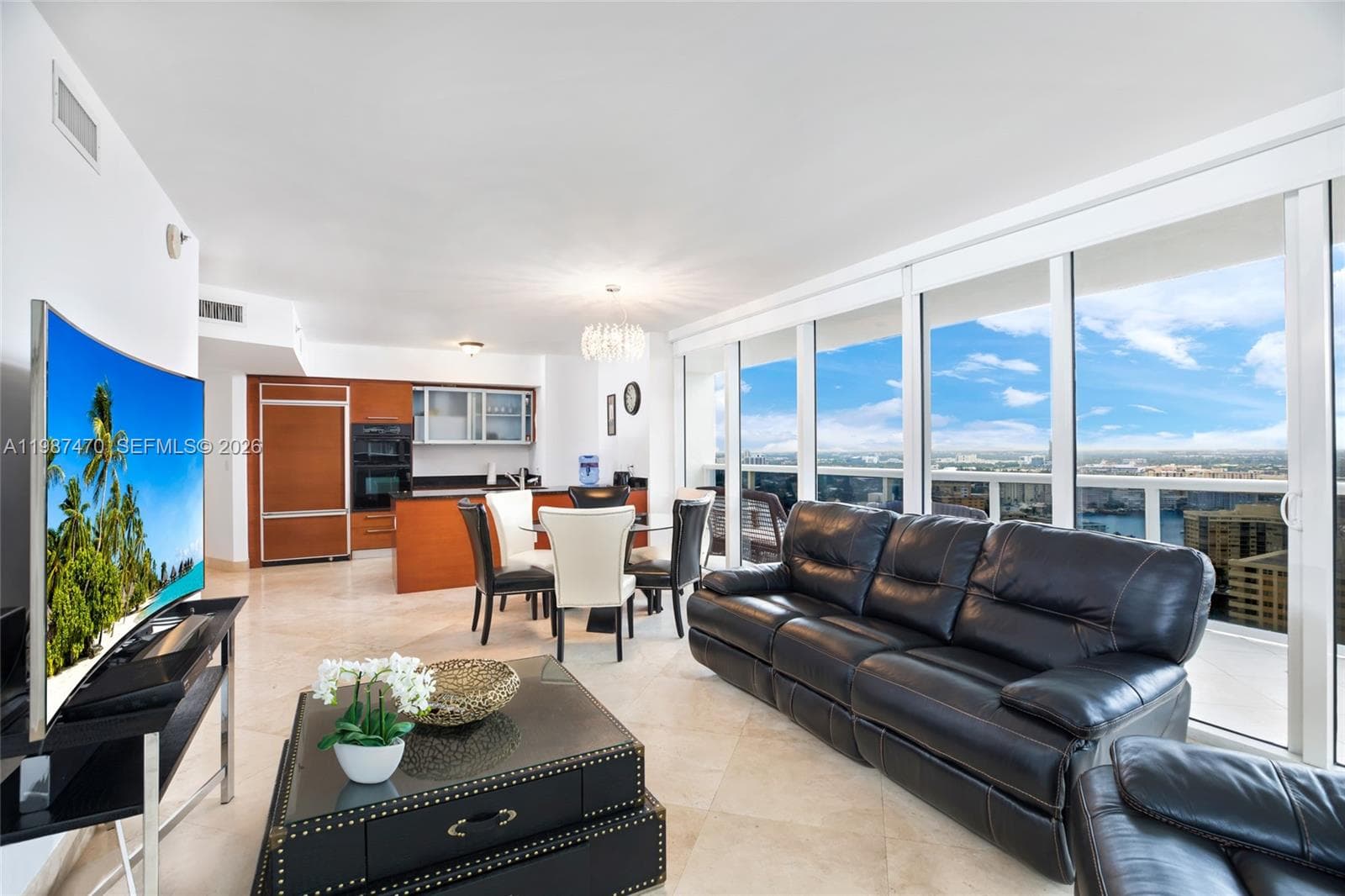 1830 S Ocean Dr 2808 photo 6