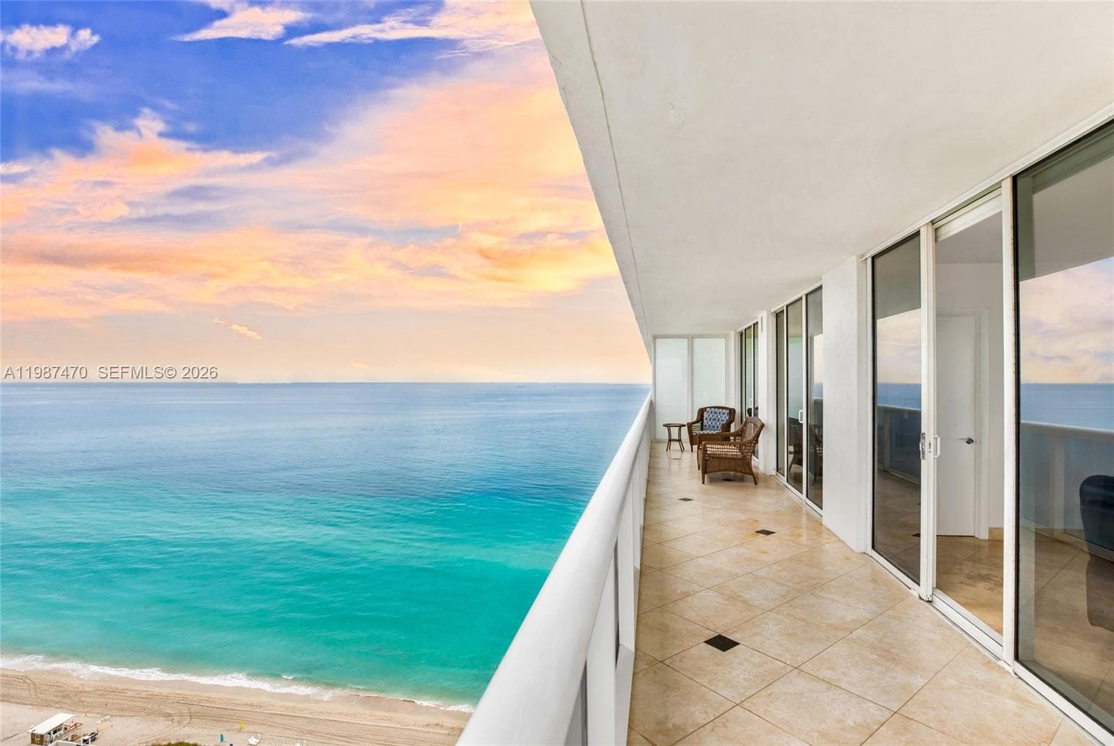1830 S Ocean Dr 2808 photo 1