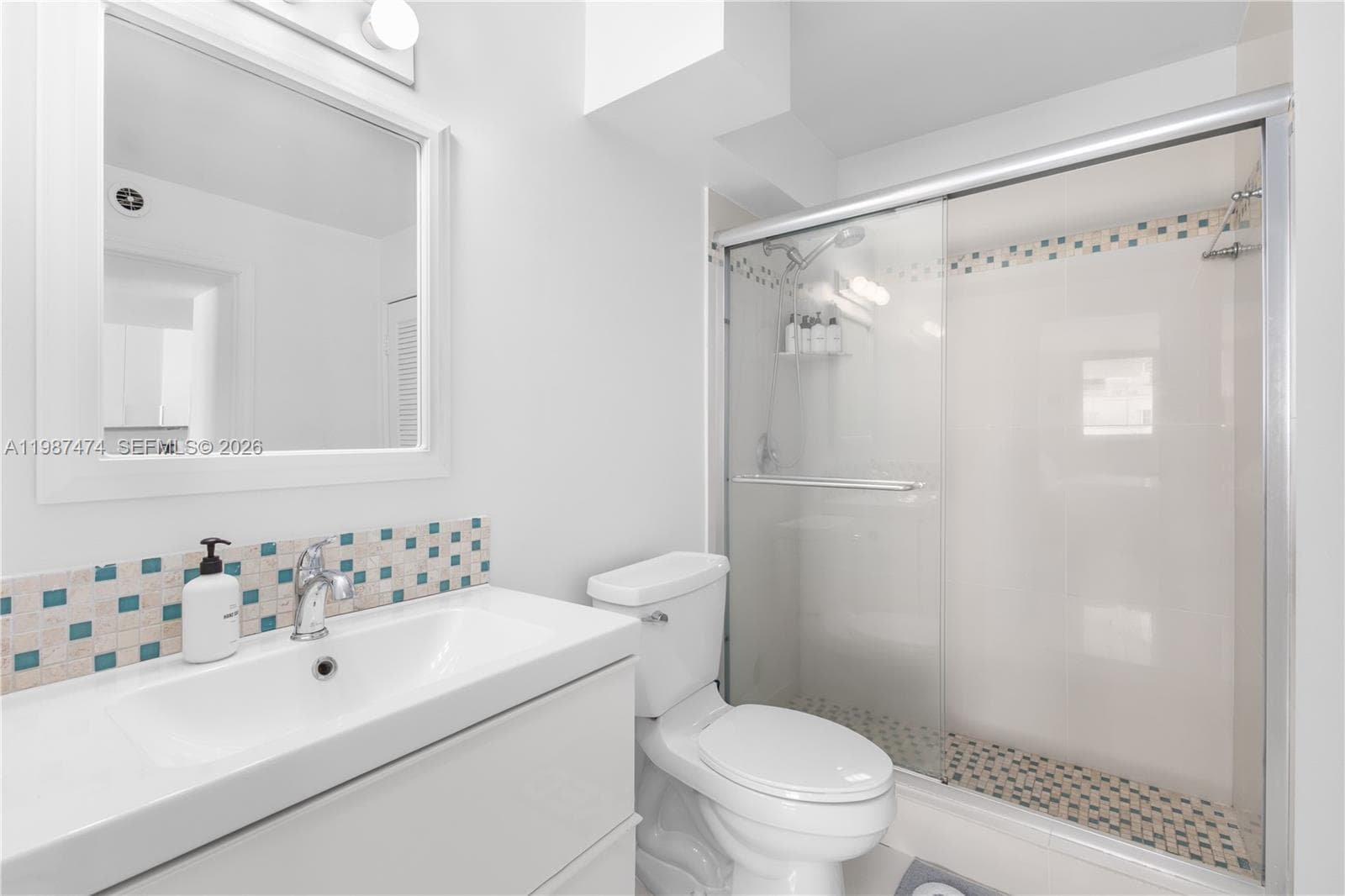 345 Ocean Dr 607 photo 7