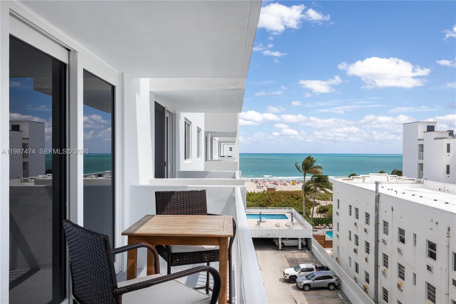 345 Ocean Dr 607 photo 9