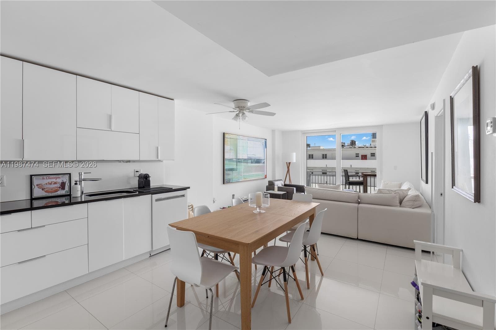 345 Ocean Dr 607 photo 10